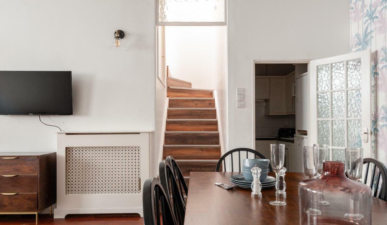 The South Kensington Mews - Lovely 5Bdr Home Лондон Экстерьер фото